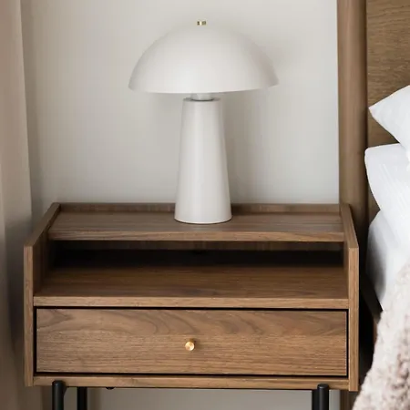 Unique For 4 Guests With Underground Parking By Renters Apartment