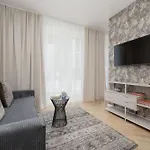 Unique For 4 Guests With Underground Parking By Renters Daire *