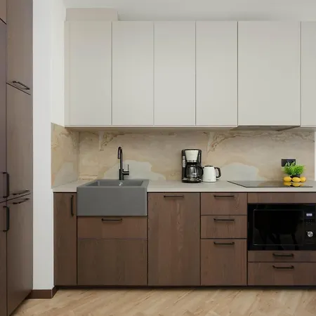 Unique For 4 Guests With Underground Parking By Renters *