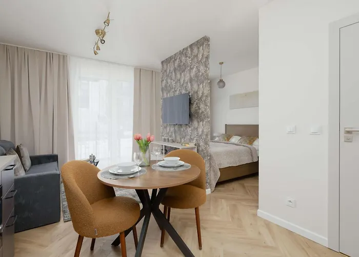 Unique For 4 Guests With Underground Parking By Renters *